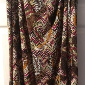 🍂🍁 Beautiful fall colored skirt! Size 2x.